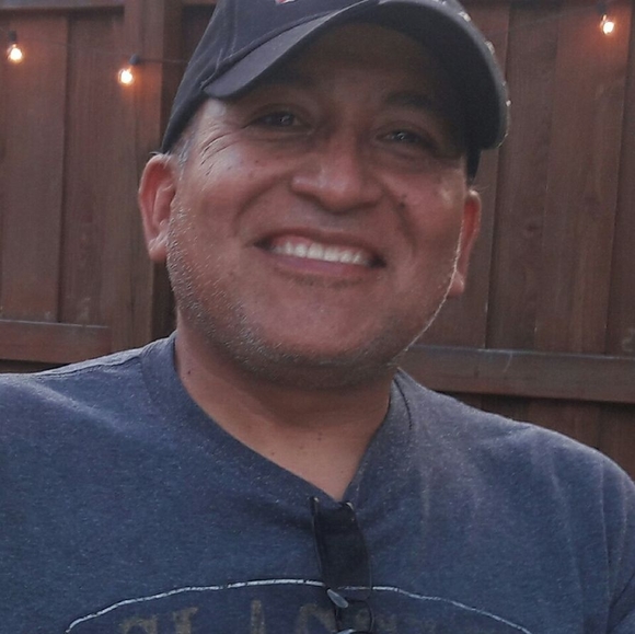 Meet your Posher, Javier - Picture 1 of 1